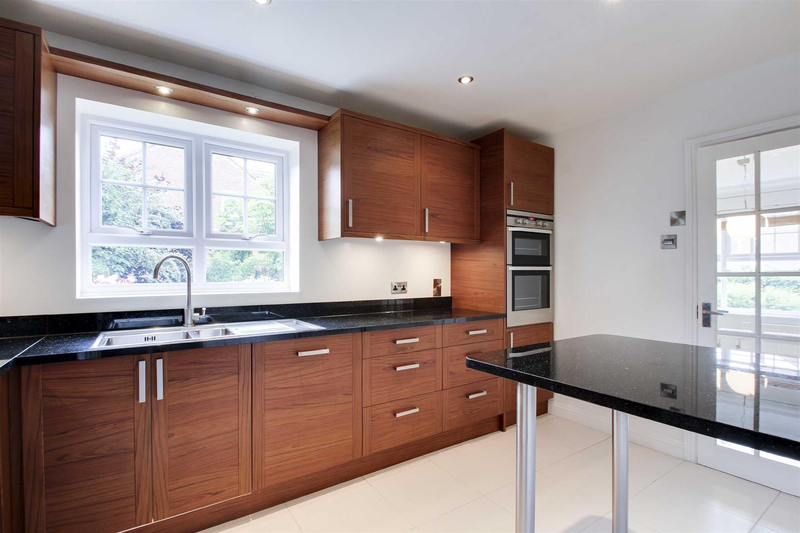 Wenning Lane, Emerson Valley, Milton Keynes
